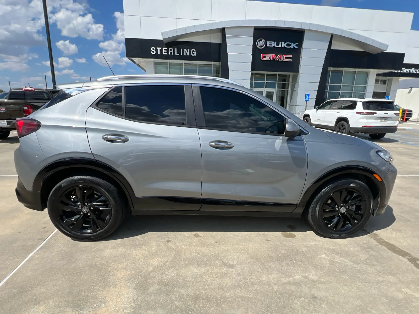 2024 Buick Encore GX Sport Touring's photo