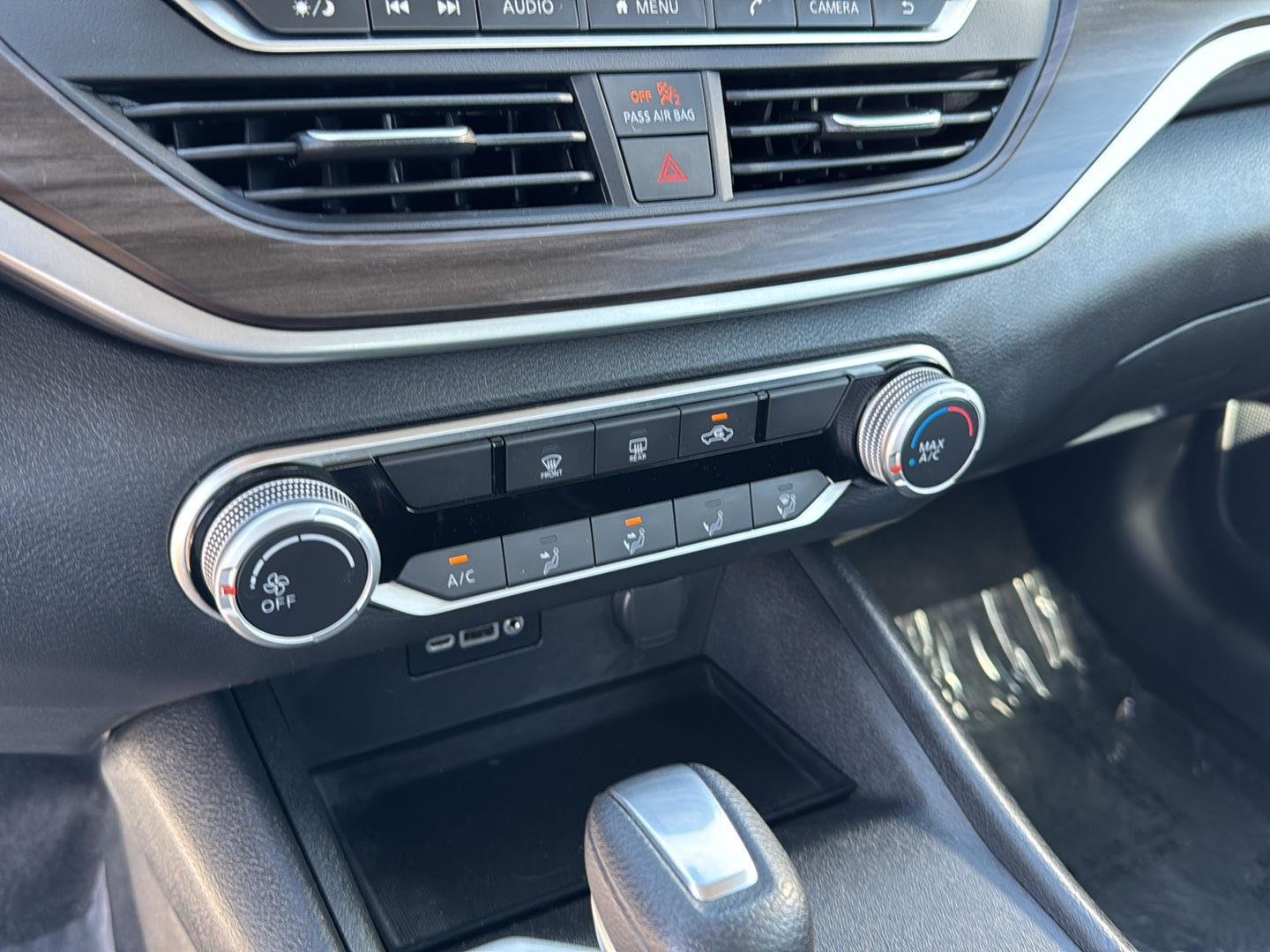 2025 Nissan Altima SV - Photo 26