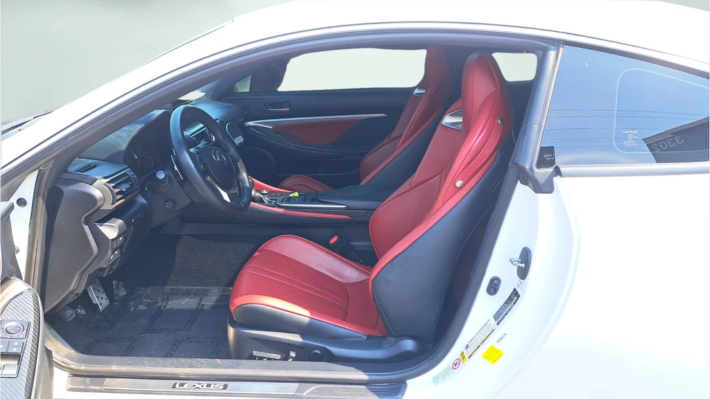 Used 2015 White Lexus F image 10