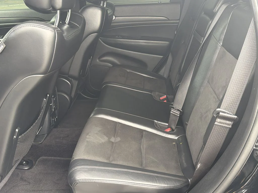 Used 2019 Black Jeep Altitude image 15
