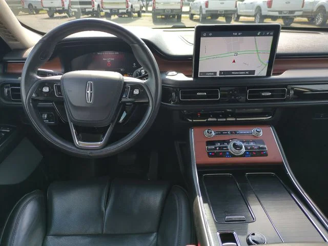 Used 2021 Silver Lincoln Reserve image 31
