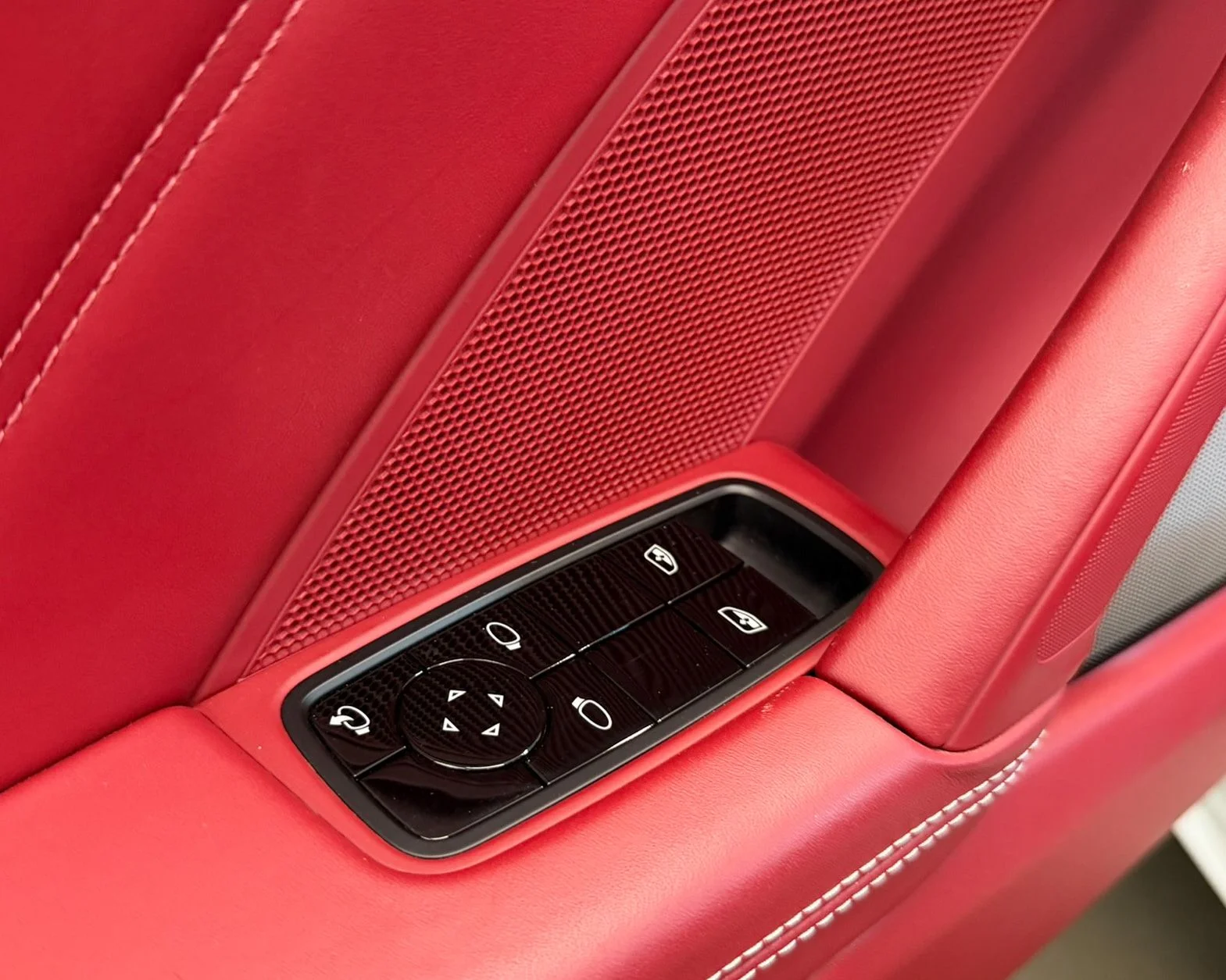 Used 2021 Gray Porsche Turbo S image 11