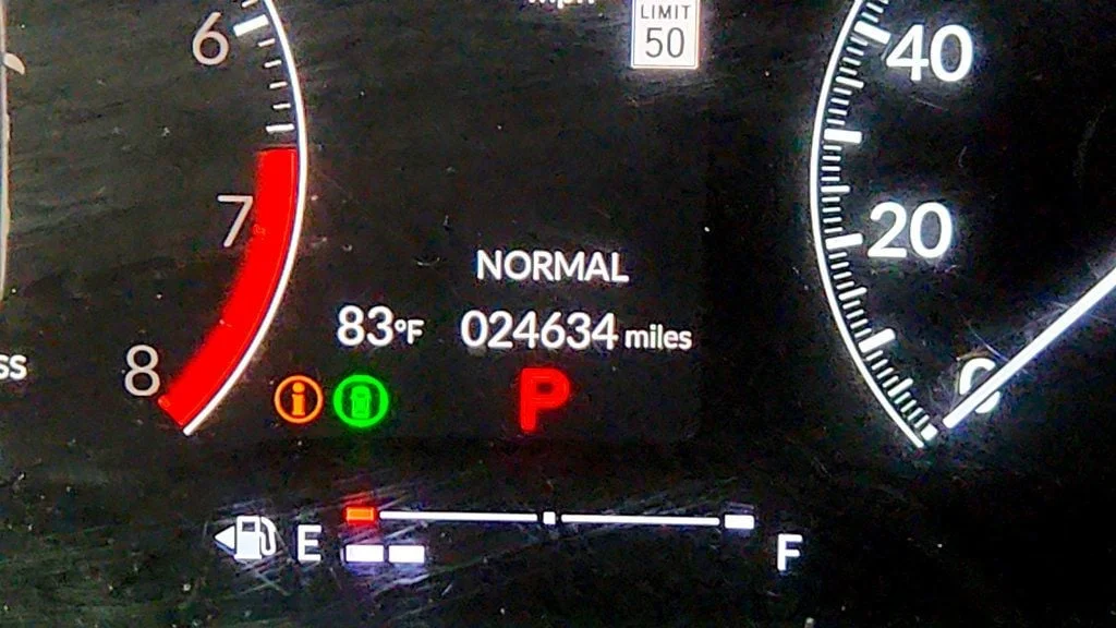 Used 2025 Platinum White Pearl Honda Sport CVT image 14