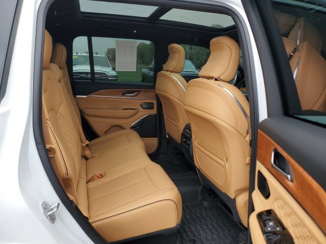 Used 2024 White Jeep Summit Reserve image 23