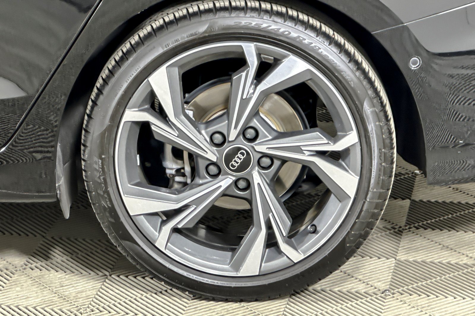 Used 2023 Brilliant Black Audi Premium 40 TFSI quattro image 24