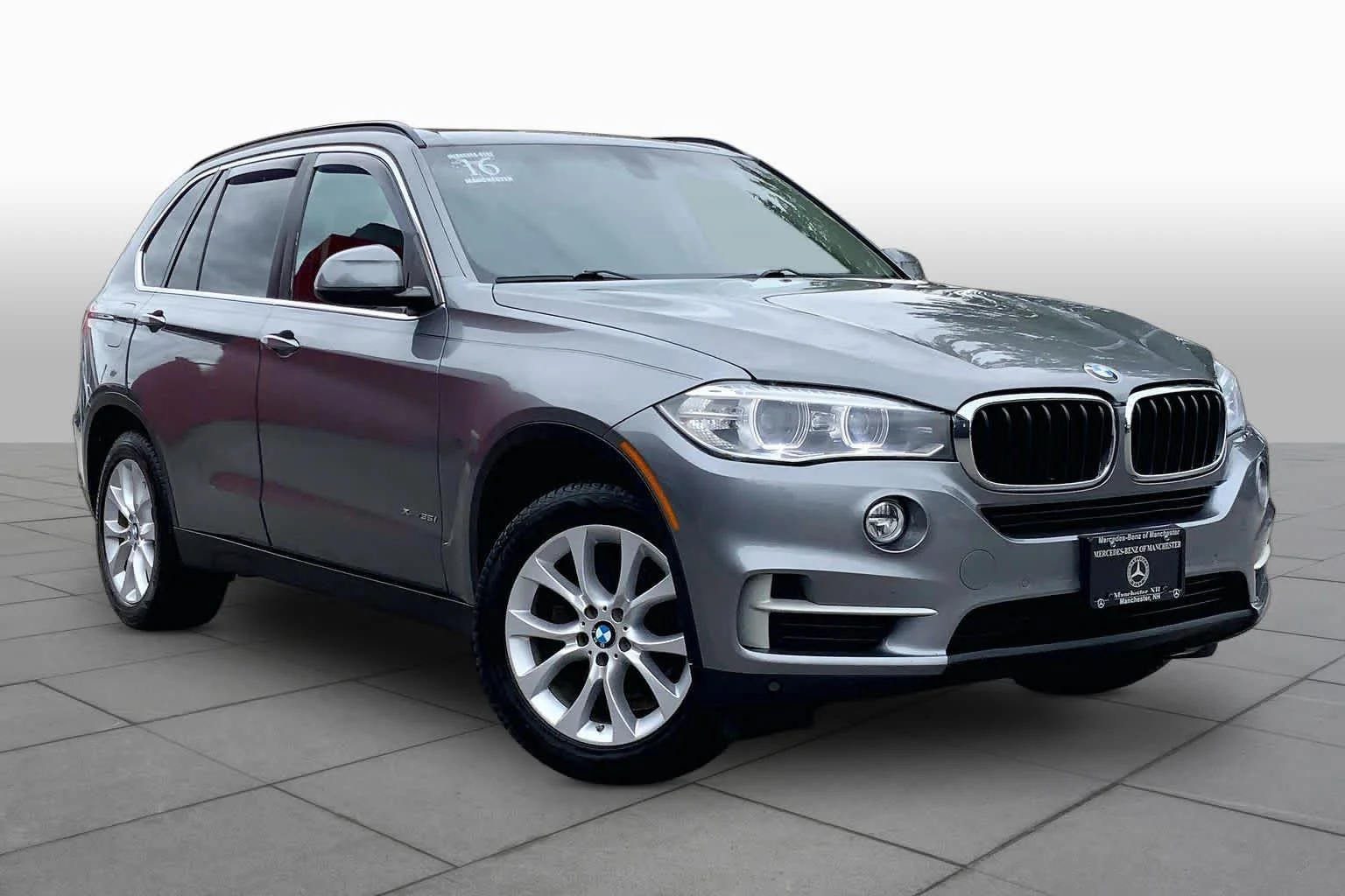 Used 2016 Space Gray Metallic BMW xDrive35i image 3
