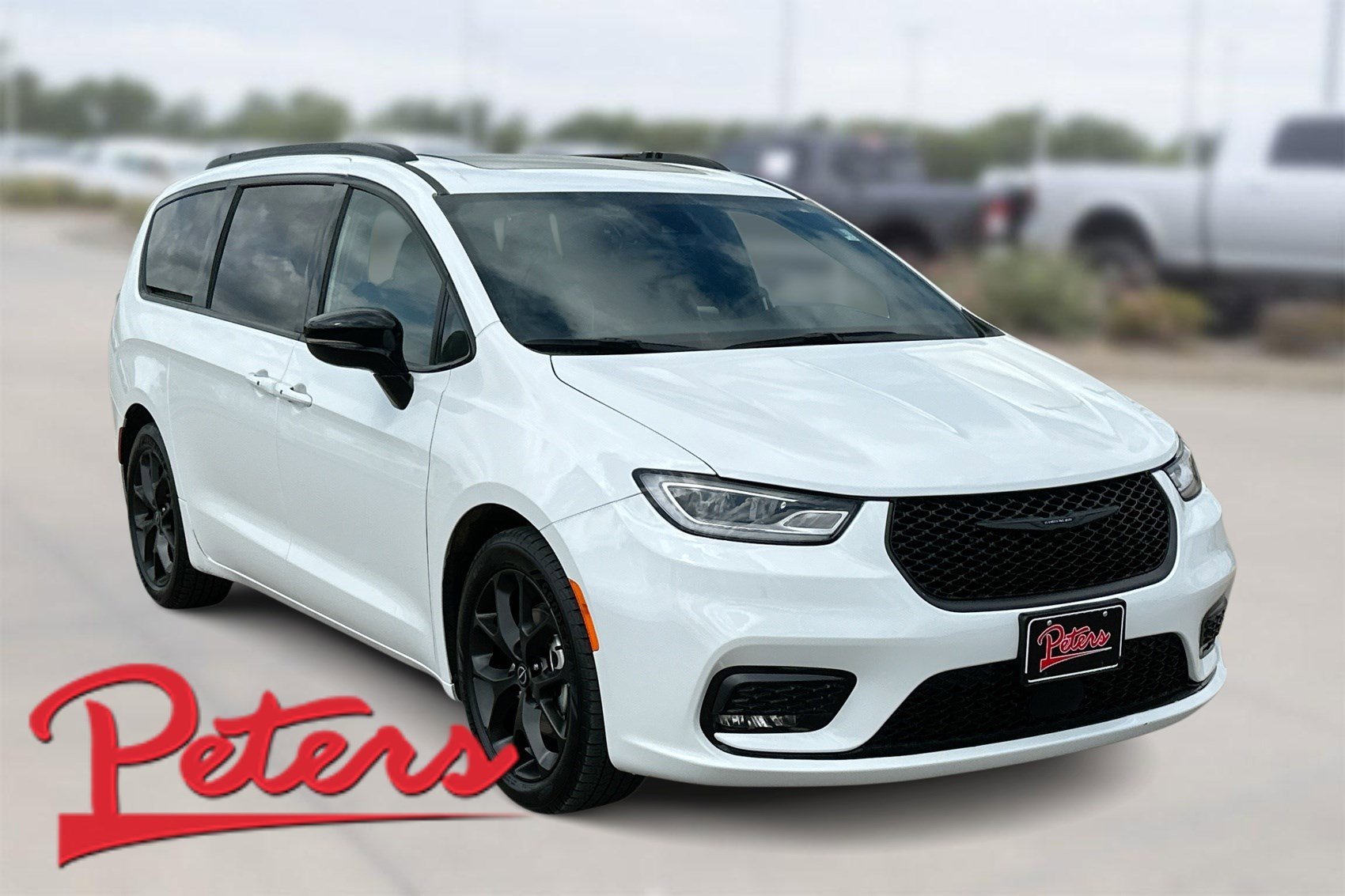 2025 Chrysler Pacifica Limited's photo