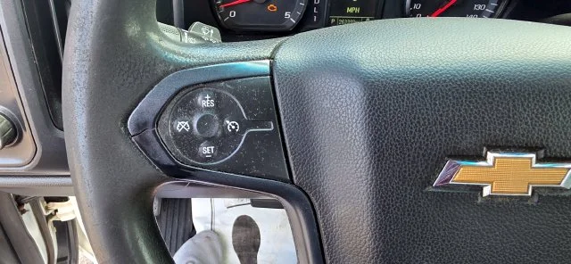 Used 2018 White Chevrolet Flat Bed image 19