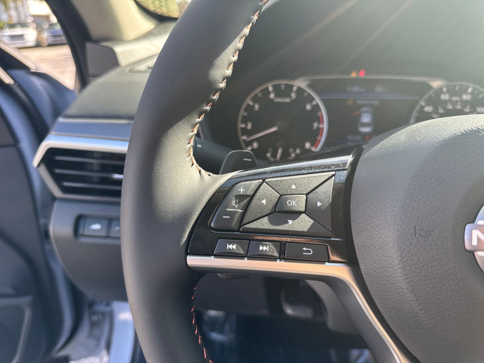 New 2026 Gray Nissan 2.5 SR image 26