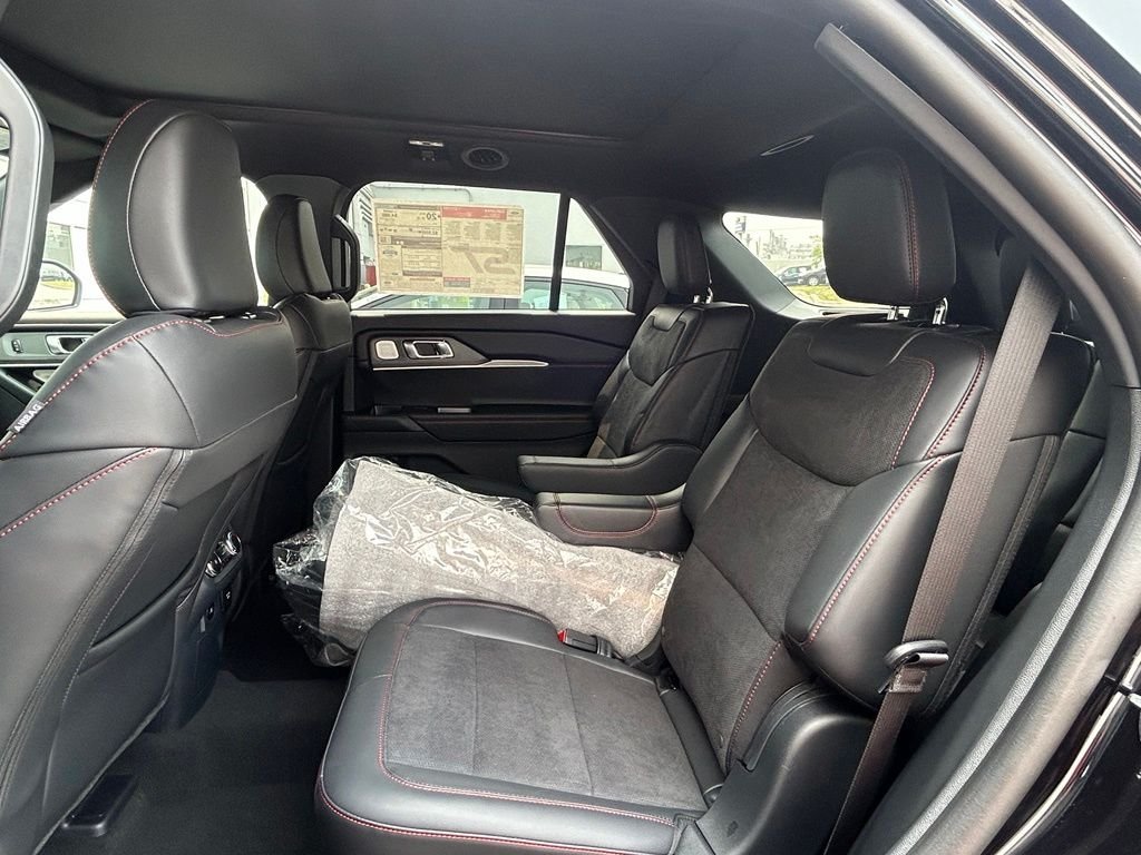 New 2026 Agate Black Metallic Ford ST image 29