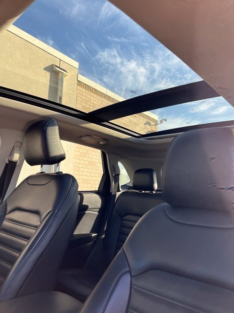 Used 2023 White Ford SEL image 5