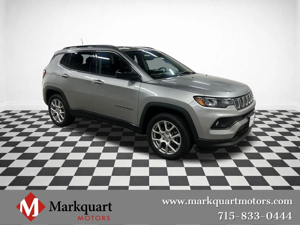 2022 Jeep Compass Latitude Lux 4X4's photo