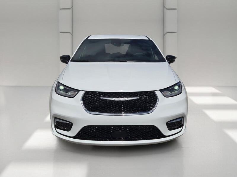 2026 Chrysler Pacifica Select - Photo 8