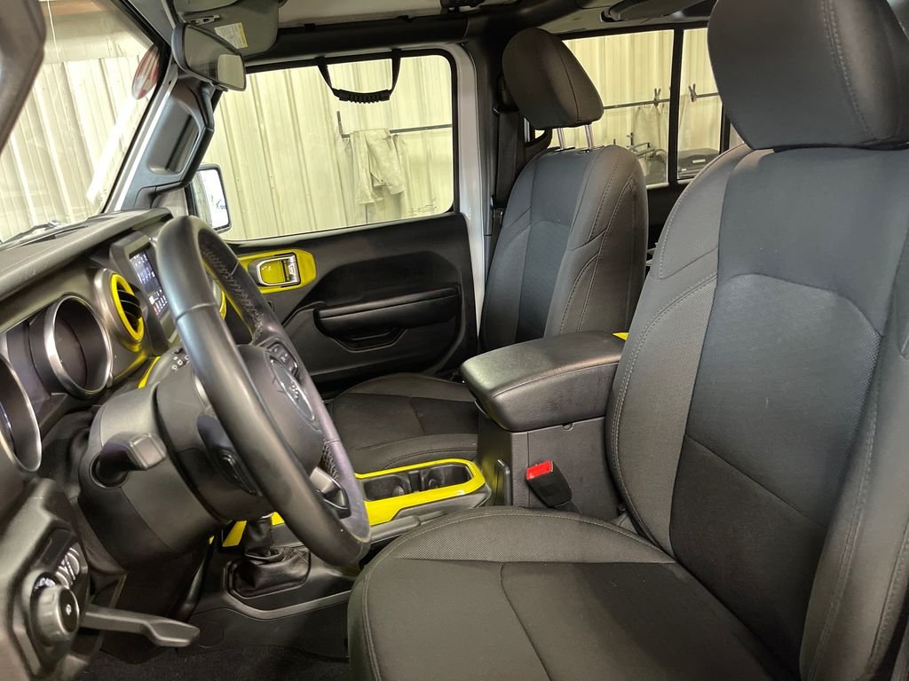 Used 2020 White Jeep Unlimited Sport S image 25