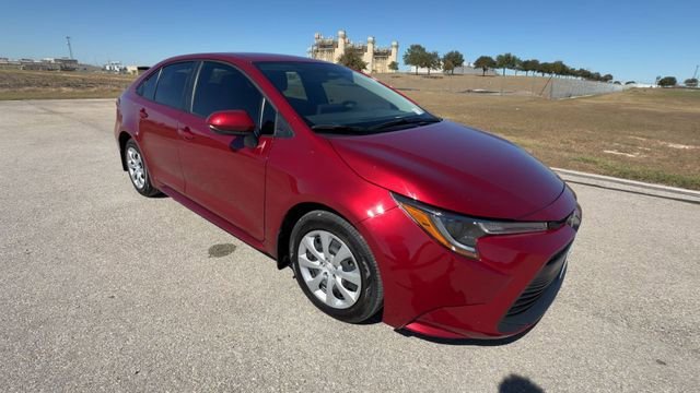 Used 2025 Toyota Corolla LE with VIN 5YFB4MDE0SP229278 for sale in Seguin, TX