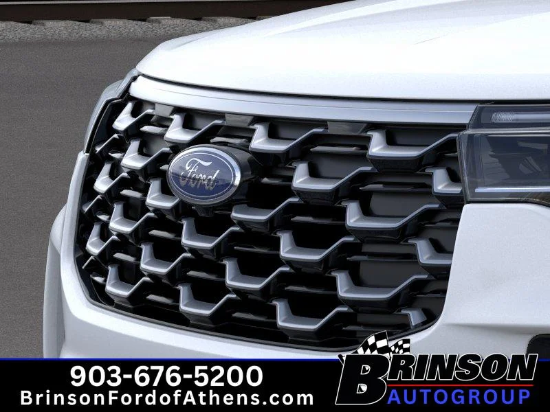 New 2026 Star White Metallic Tri-Coat Ford Platinum™ image 17