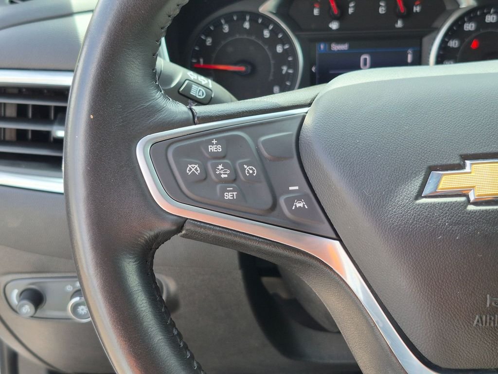 Used 2022 White Chevrolet LT image 19