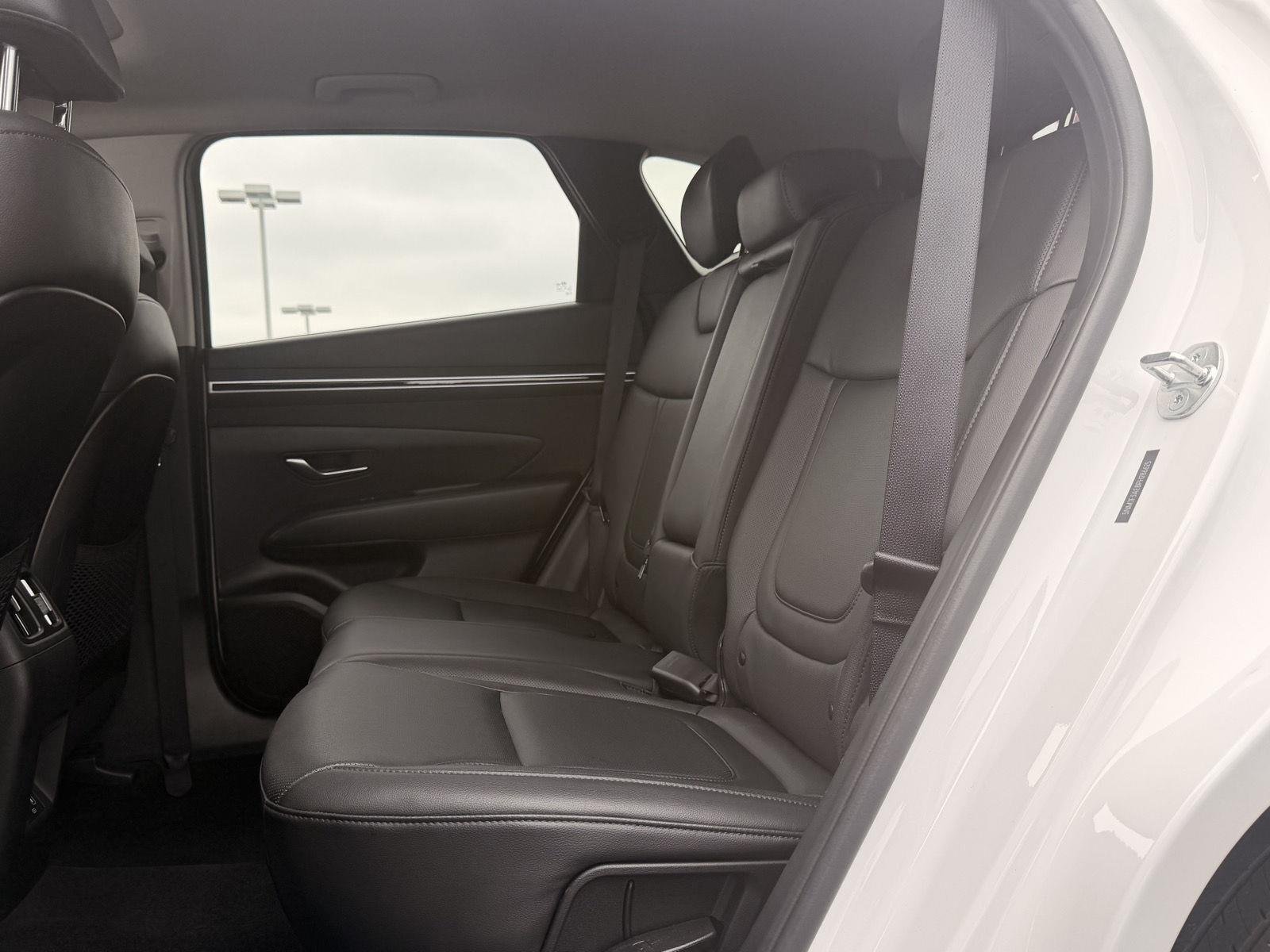 Used 2023 Serenity White Pearl Hyundai SEL image 7