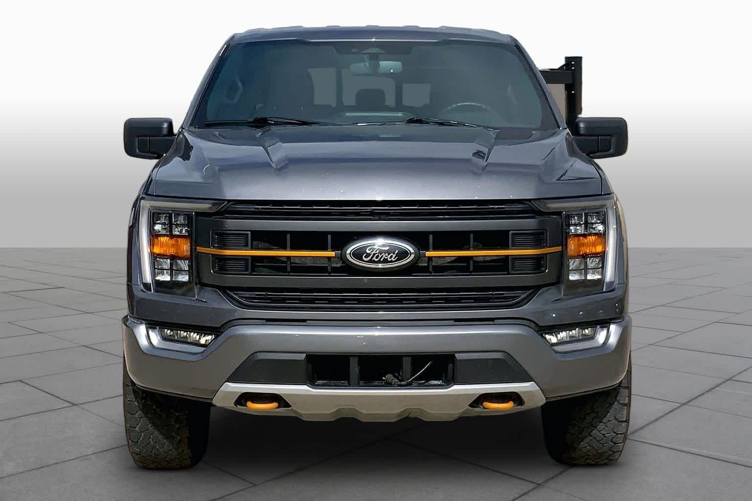 Used 2023 Carbonized Gray Metallic Ford Tremor image 3