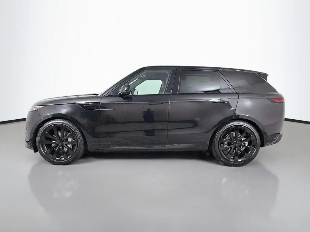New 2027 Santorini Black Land Rover Dynamic SE image 8