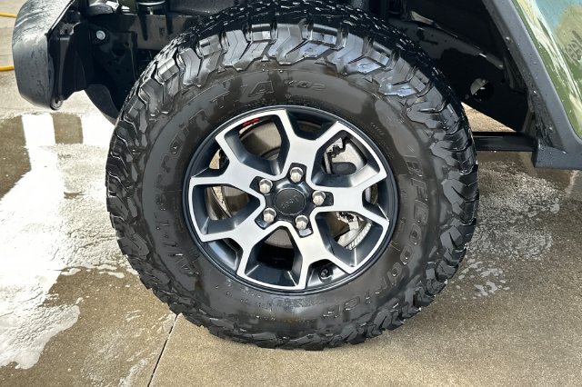 Used 2022 Green Jeep Rubicon image 15