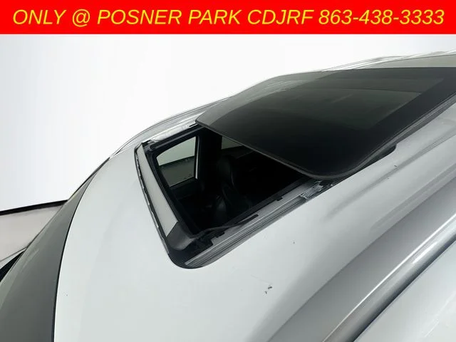 Used 2022 White Hyundai Calligraphy image 22