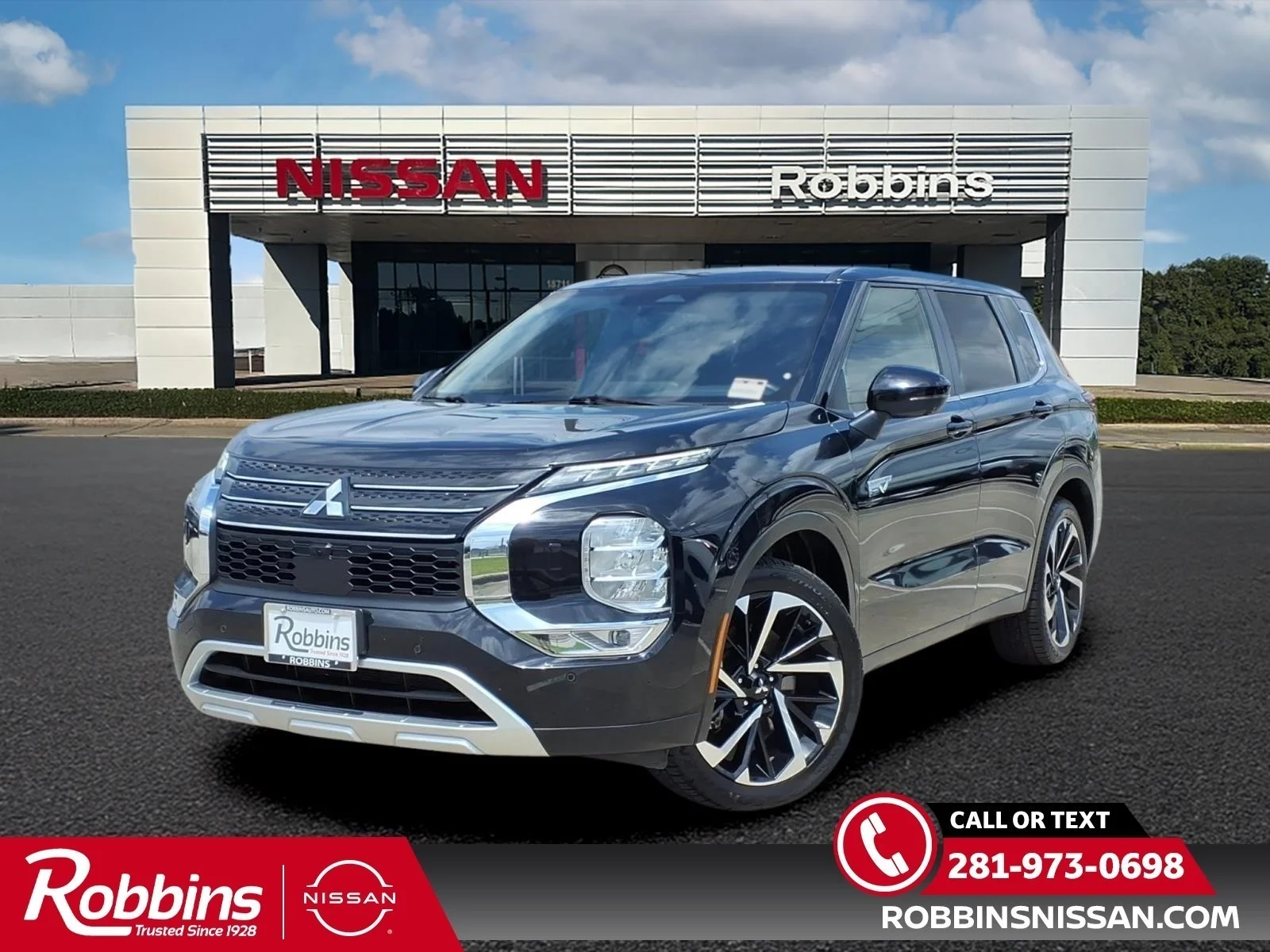 2024 Mitsubishi Outlander Plug-In Hybrid SE - 0