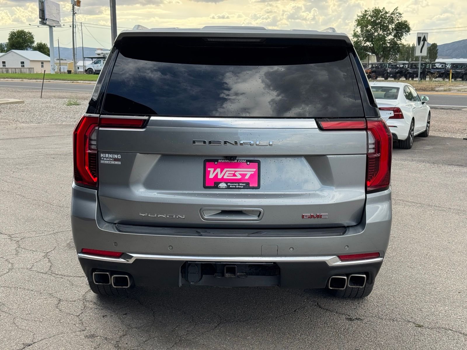 Used 2025 Silver GMC Denali image 6