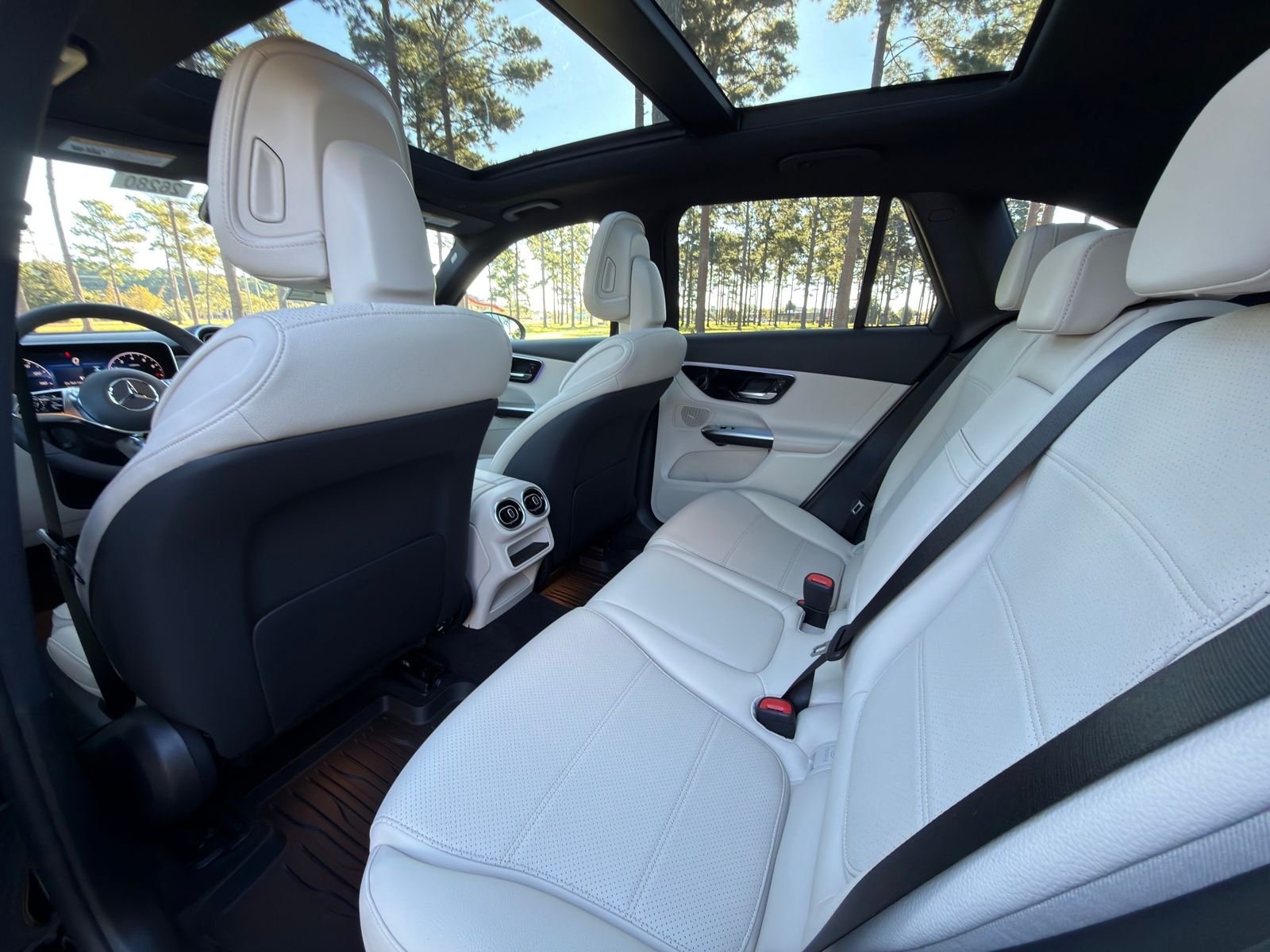 New 2026 Black Mercedes-Benz GLC 300 image 14