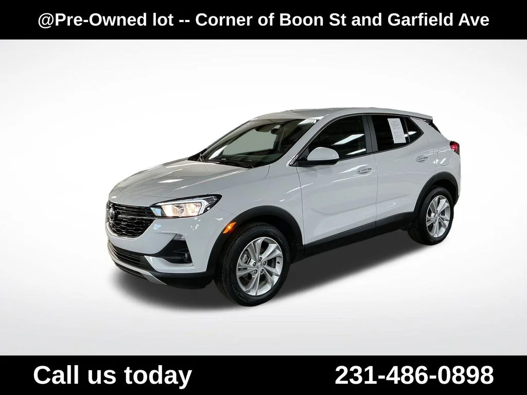 Used 2023 White Buick Preferred image 5
