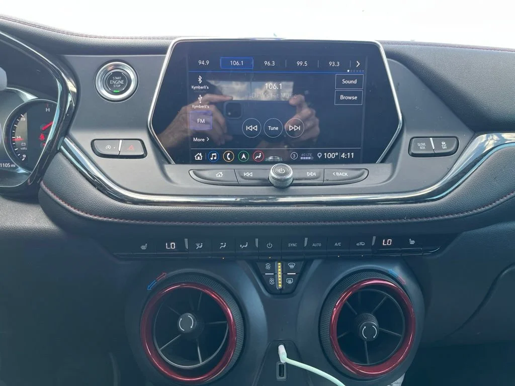 Used 2020 BLACK Chevrolet RS image 10
