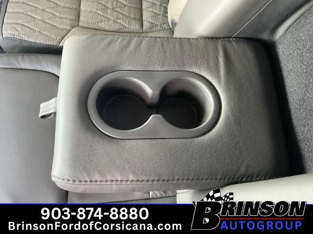 New 2026 Star White Metallic Tri-Coat Ford Platinum® image 31