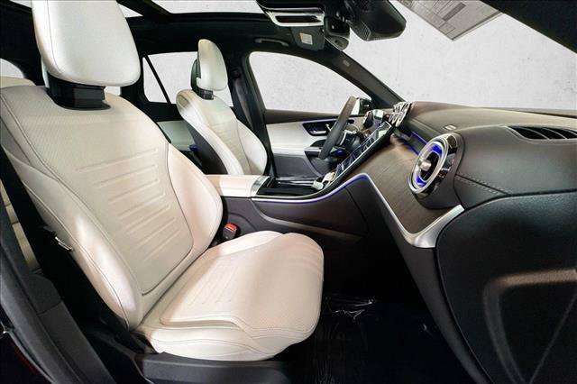 New 2026 Obsidian Black Metallic Mercedes-Benz GLC 300 image 56