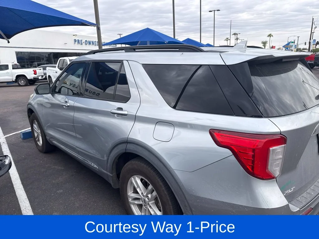 Used 2020 Silver Ford XLT image 12