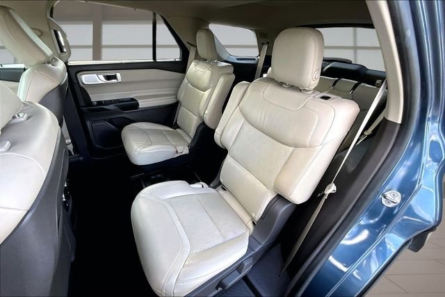Used 2020 Blue Ford Platinum image 25