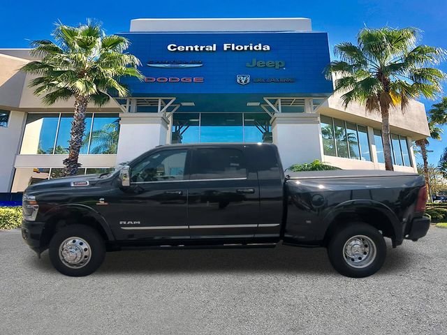 New 2026 Diamond Black Crystal Pearl-Coat Exterior Paint RAM Limited image 8