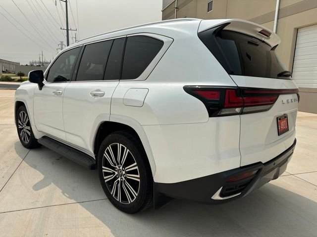 Used 2023 White Lexus 600 Luxury image 6