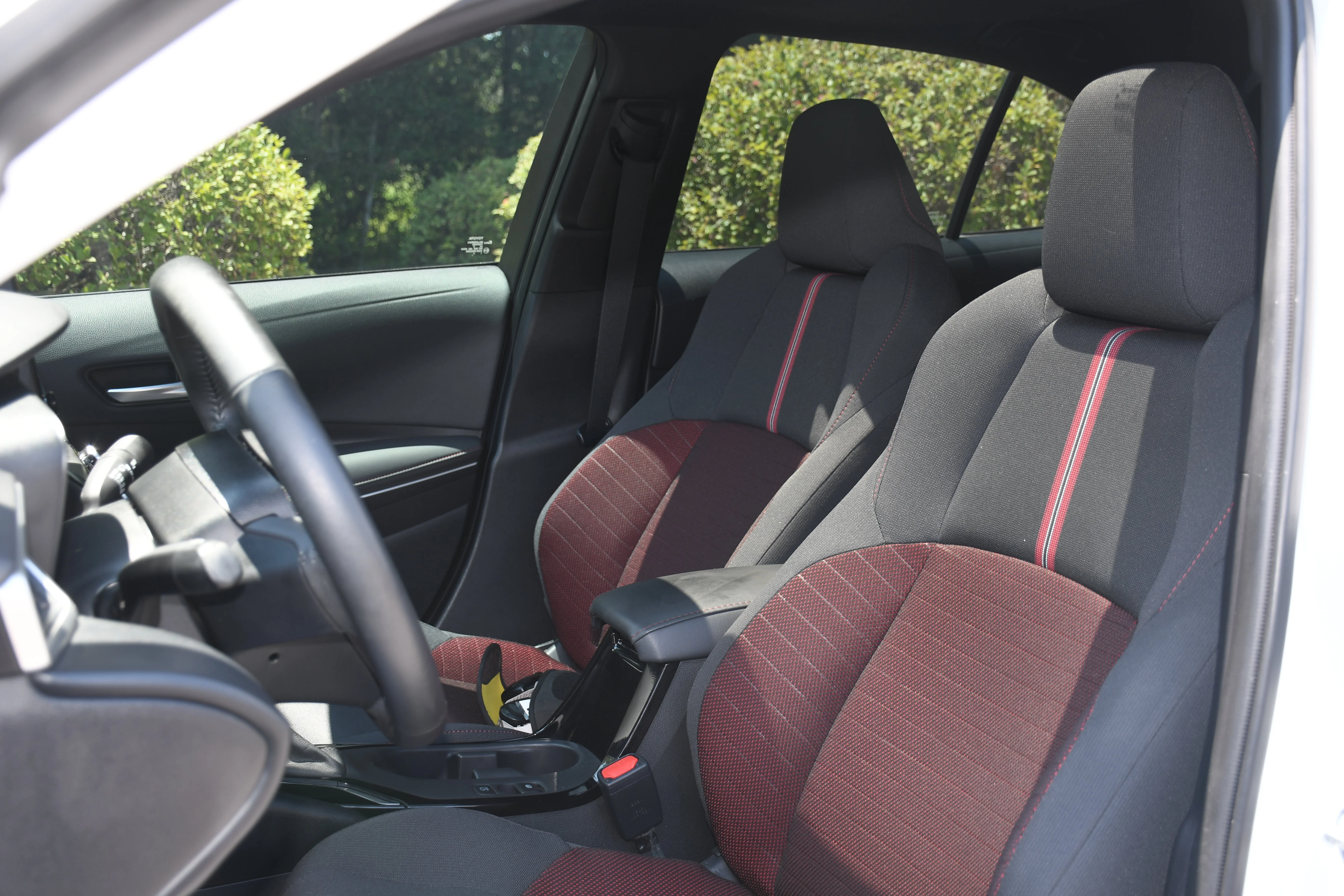 Used 2023 White Toyota SE image 12