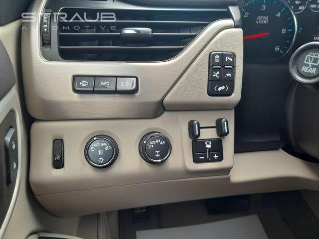 Used 2018  GMC  image 18