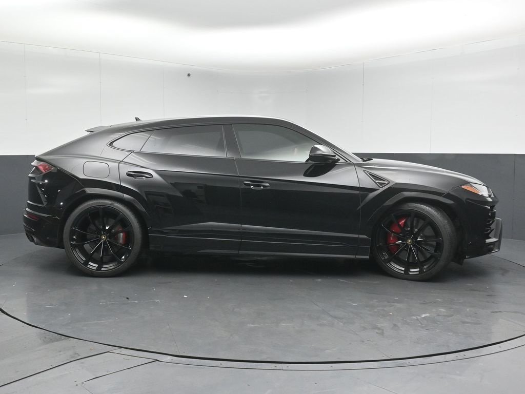 2021 LAMBORGHINI URUS - Image 7