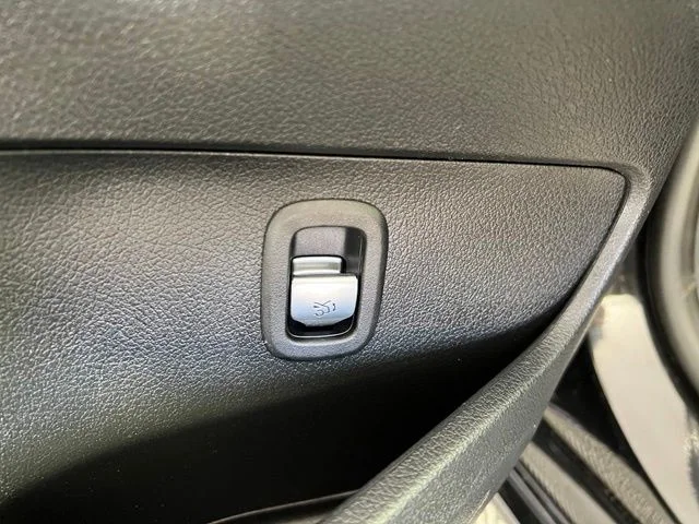 Used 2025 Black Mercedes-Benz C 300 image 20