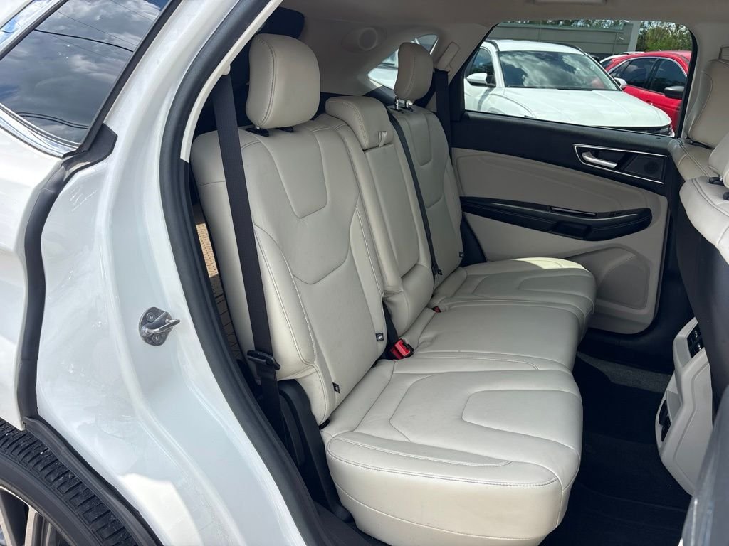 2020 Ford Edge Titanium - Photo 15