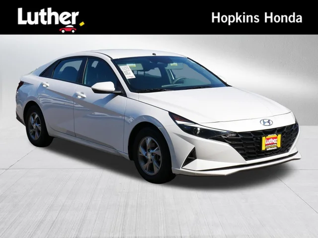 2022 Hyundai Elantra SE