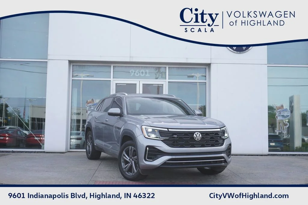 2024 Volkswagen Atlas Cross Sport 2.0T SEL R-Line 4MOTION's photo