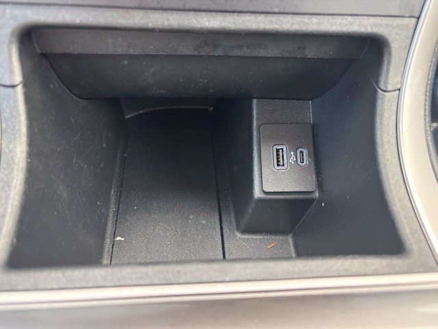 Used 2024 Silver Ford SEL image 27