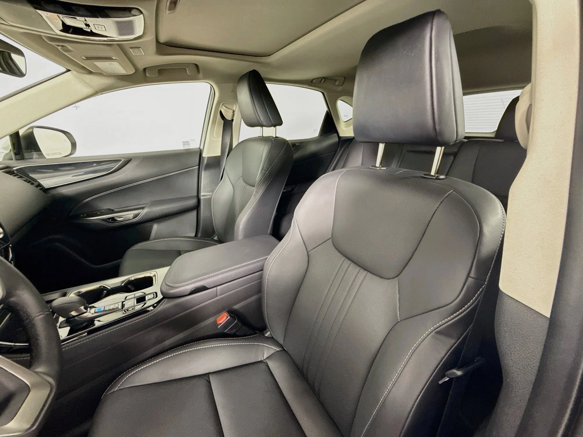 Certified Used 2025 White Pearl Lexus 350 image 11