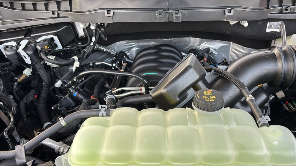 New 2026 Oxford White Ford STX image 29