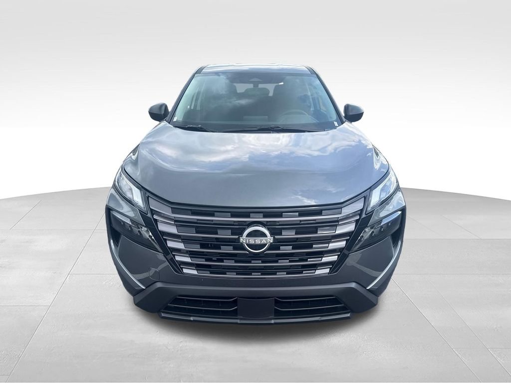 New 2026 Gray Nissan S image 8