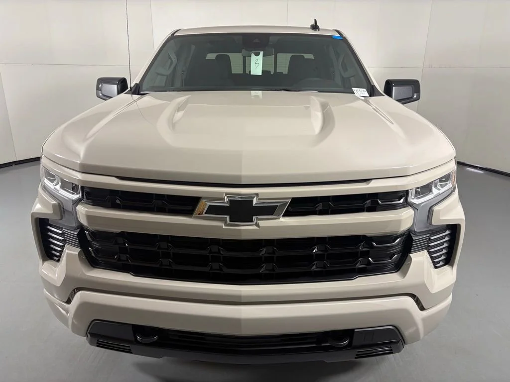 New 2026 White Sands Chevrolet RST image 4