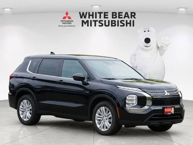 2023 Mitsubishi Outlander ES 2WD's photo